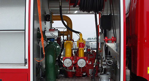 東風天錦泡沫消防車