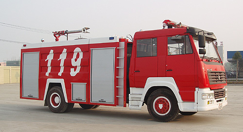 斯太爾單橋水罐消防車