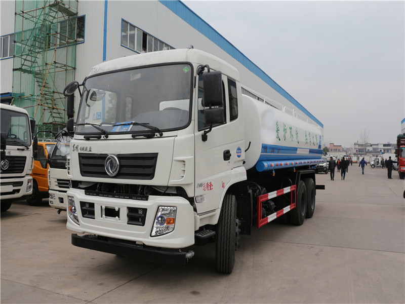 東風后八輪新款（20方）綠化噴灑車