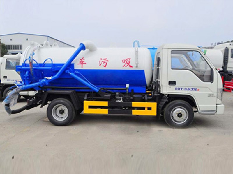 福田時代小型吸污車