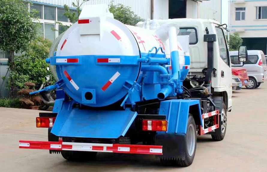 凱馬藍牌小型吸污車