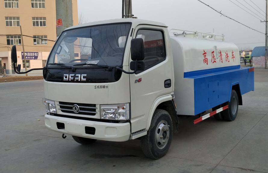 東風多利卡高壓清洗吸糞車