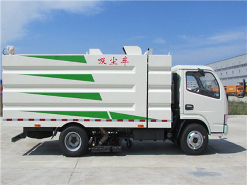 東風多利卡小型吸塵車