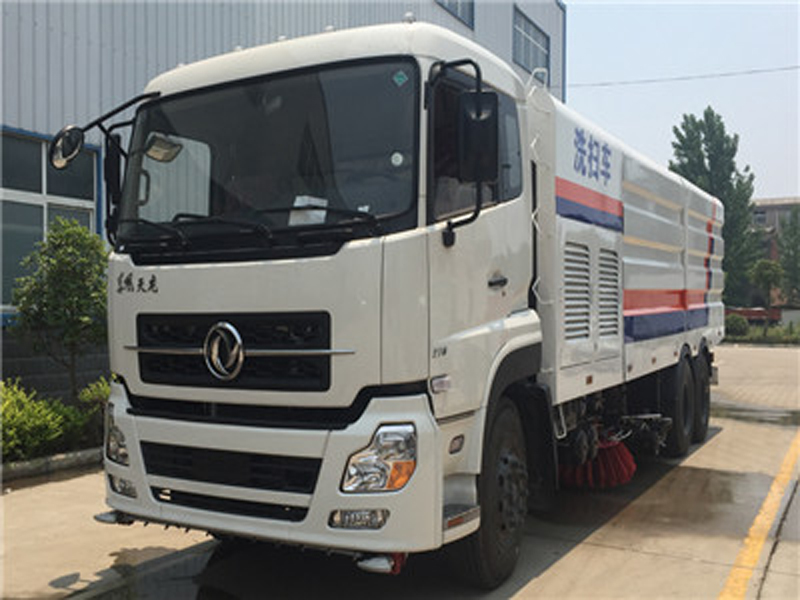 東風天龍后雙橋洗掃車
