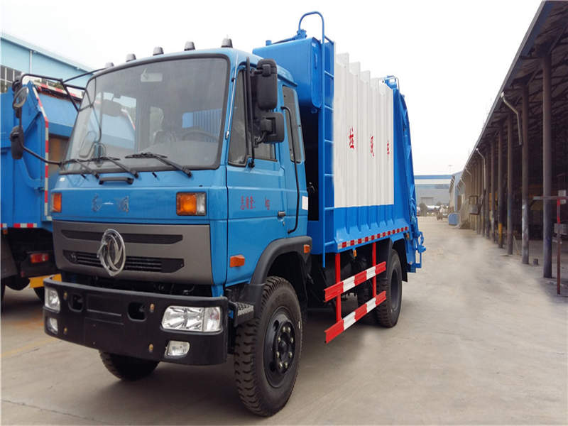 東風(fēng)145(10方)壓縮式垃圾車(chē)