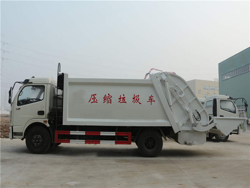 東風多利卡(8方)壓縮式垃圾車