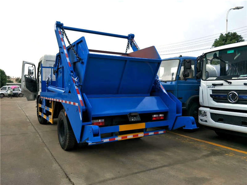 東風專底(10方)擺臂式垃圾車