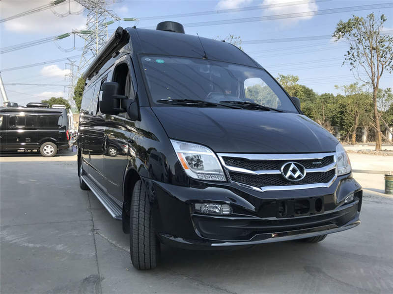 大通意游版房車