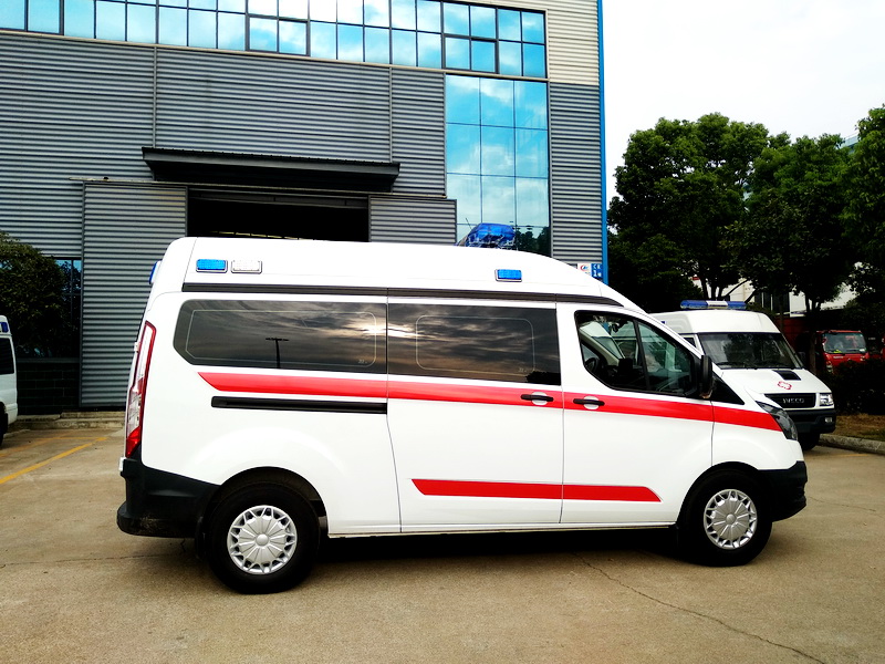 V362中軸轉(zhuǎn)運(yùn)型救護(hù)車