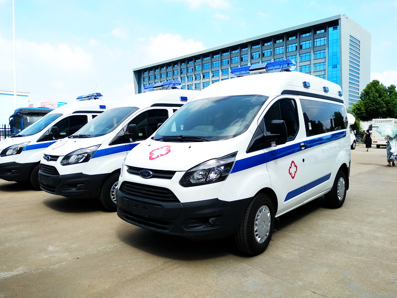 江鈴福特V362轉運型救護車