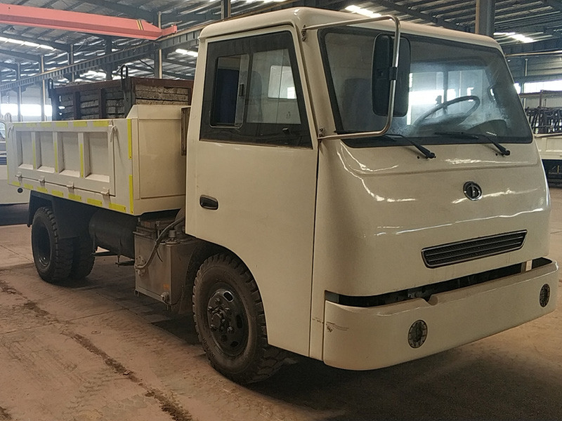 WC5J 5噸級(jí)防爆無(wú)軌膠輪車