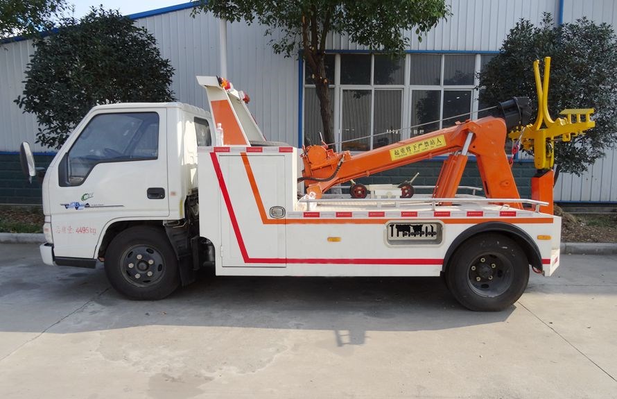 江鈴一拖一藍牌清障車