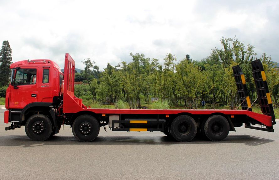 江淮前四后八平板運輸車