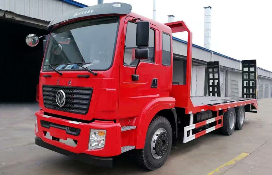 東風后八輪挖機運輸車