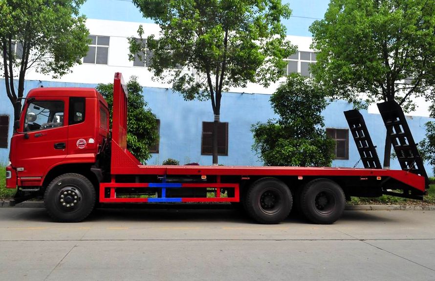 東風(fēng)后雙橋平板運(yùn)輸車(chē)