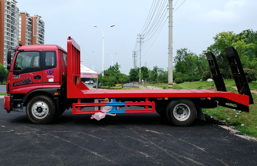 福田歐馬可平板運輸車