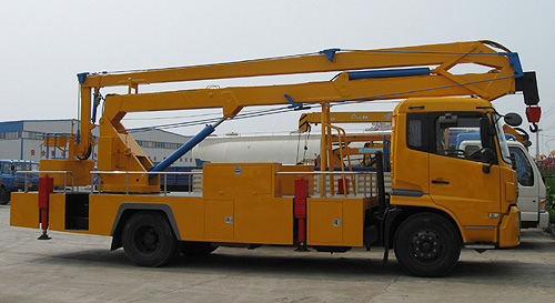 東風24米高空作業車