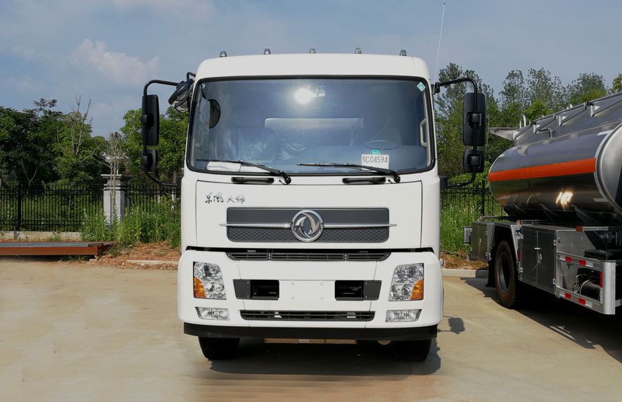 天錦12噸鋁合金油罐車