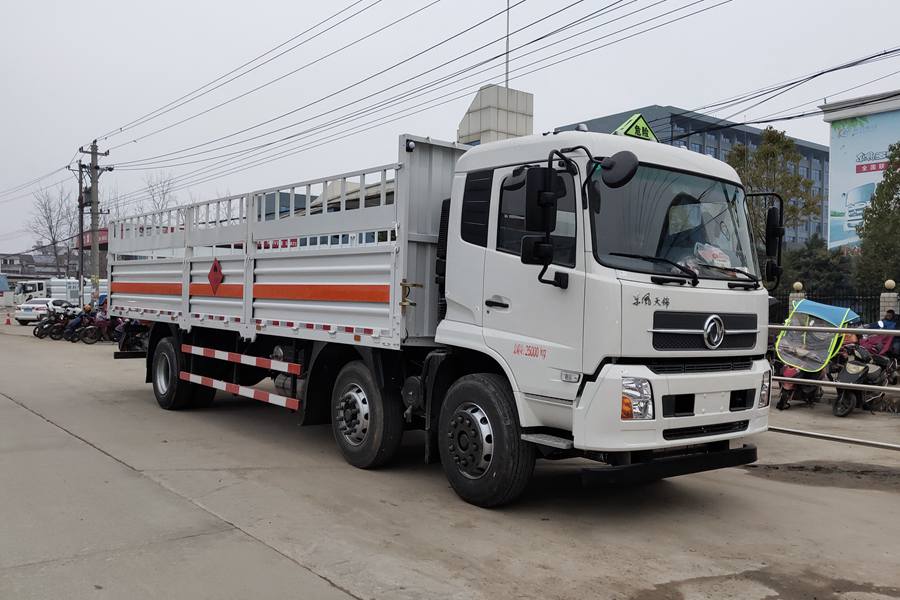 東風天錦7.7/8.6米氣瓶運輸車