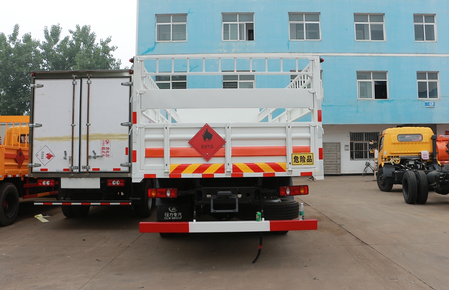 東風天錦氣瓶運輸車