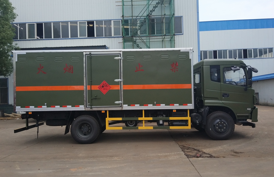 東風專用易燃液體防爆運輸車