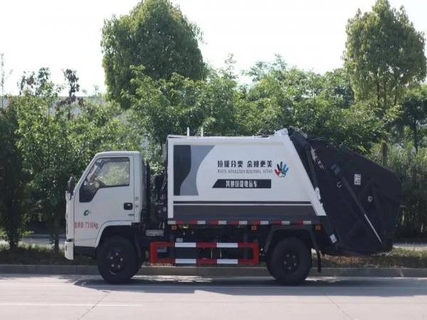江铃顺达国六6方压缩式垃圾车