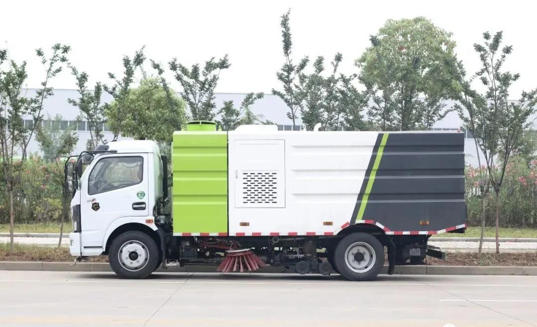 多利卡3800系列洗掃車